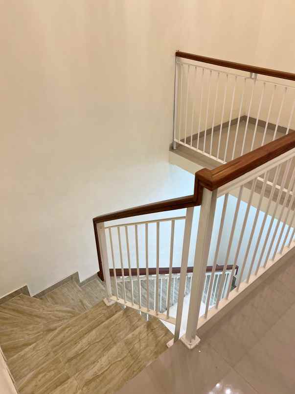 dijual rumah wonorejo