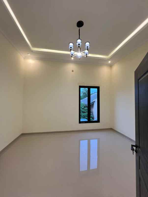 dijual rumah wonorejo