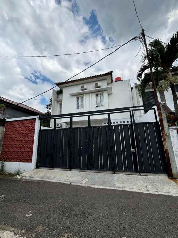 dijual ruman modern minimalis