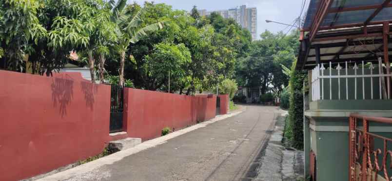 dijual tanah bonus rumah strategis di margonda depok