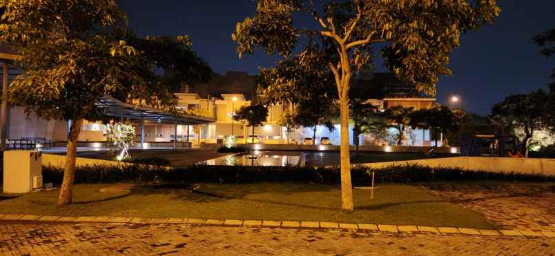 dijual tanah dian istana moca vrbana