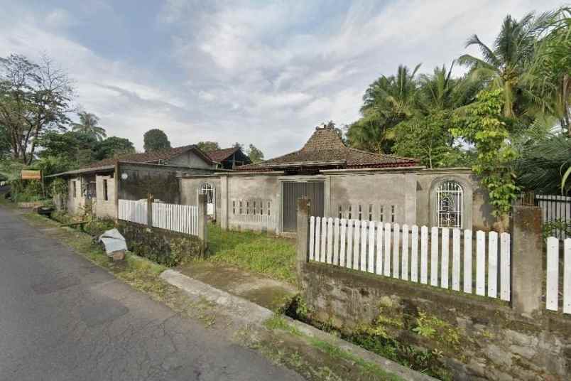 dijual tanah jl raya soka wetan