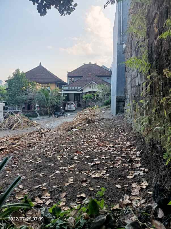 dijual tanah peguyangan kaja denpasar
