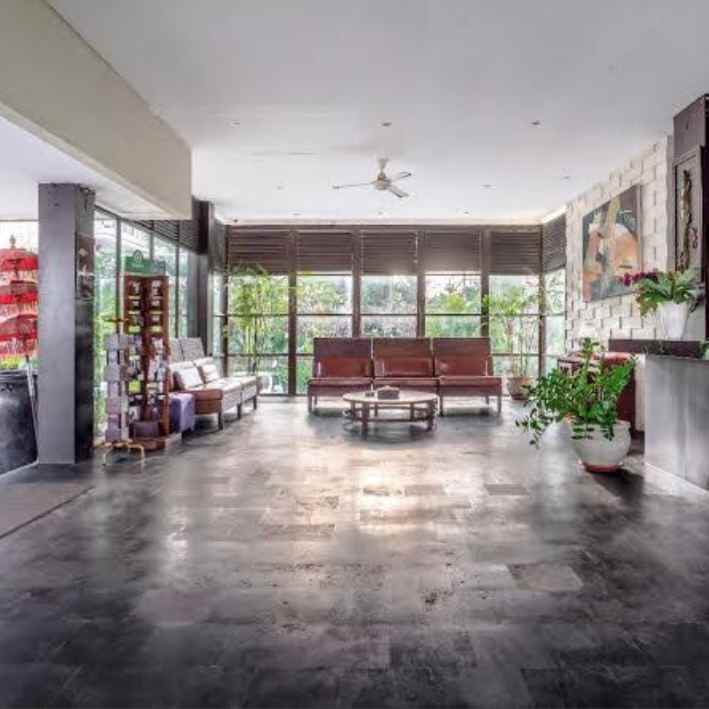 dijual villa batu belig