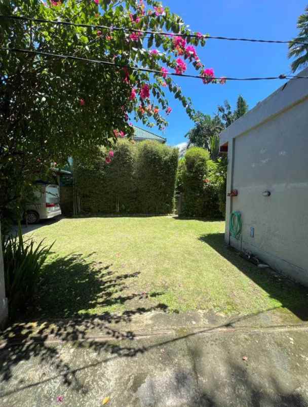 dijual villa desa lalanglingah kec