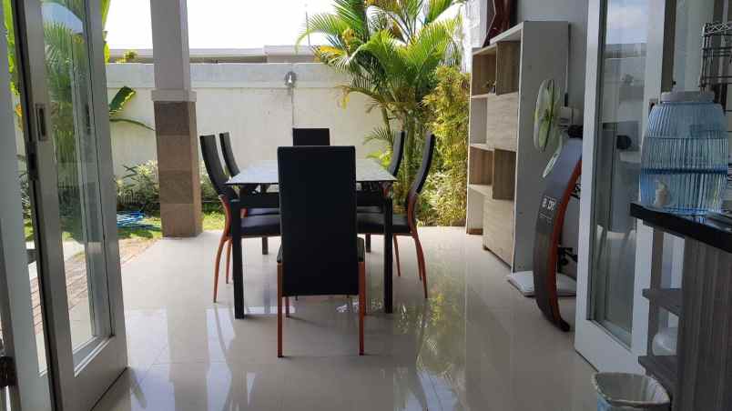 dijual villa jimbaran badung bali