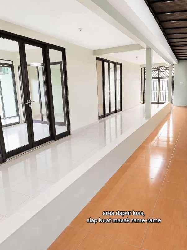 dijual villa kampung batununggal legok