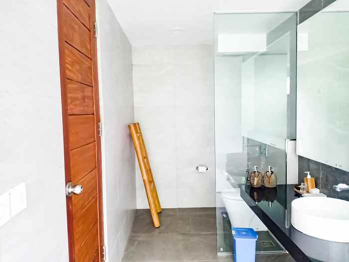 dijual villa mereren village