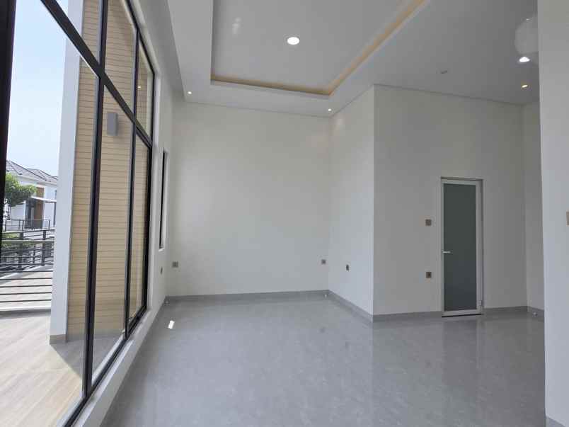 dijual villa sentosa park sunggal