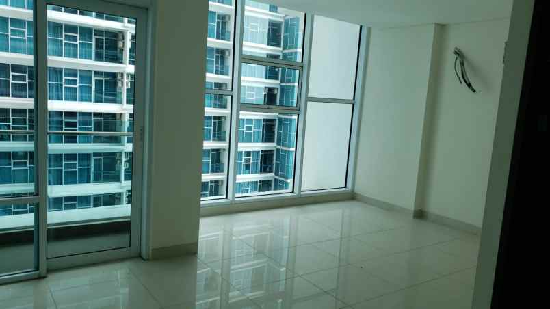 disewakan apartemen jl alam sutera boulevard