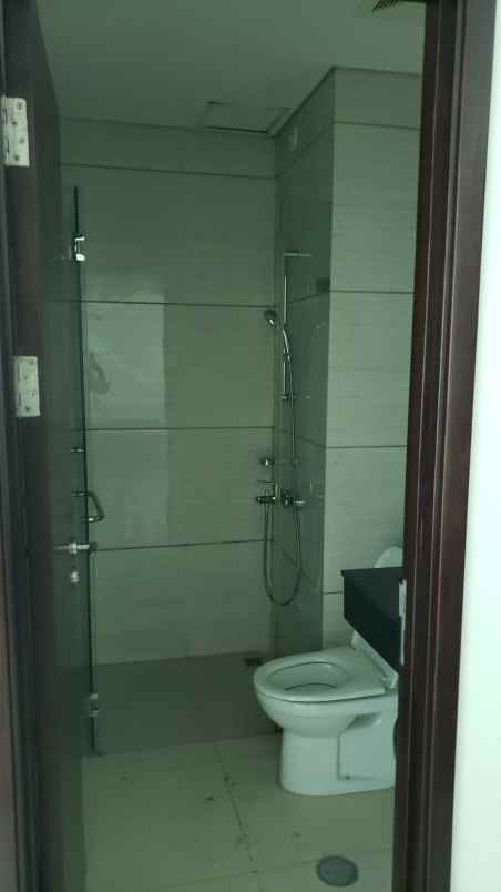 disewakan apartemen jl alam sutera boulevard