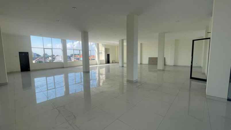 disewakan ruko gudang kantor ambengan surabaya