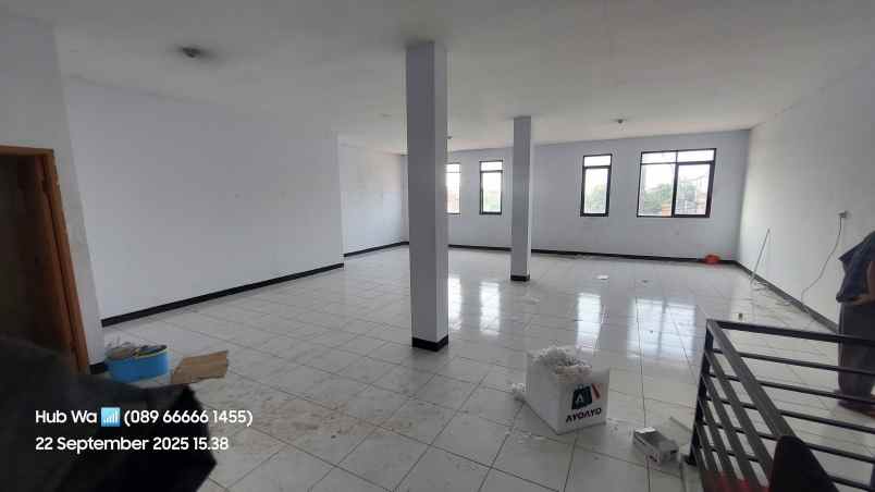 disewakan ruko gudang kantor jalan raya cengklong