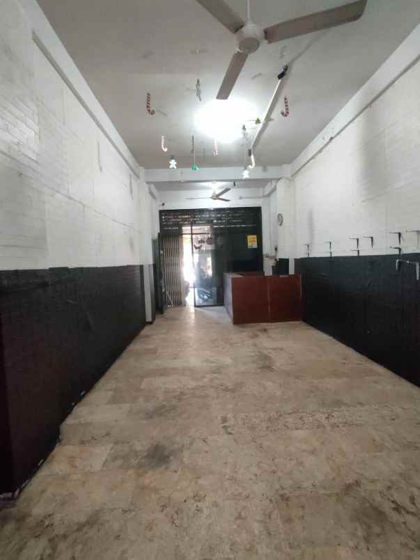 disewakan ruko gudang kantor jalan tembok dukuh