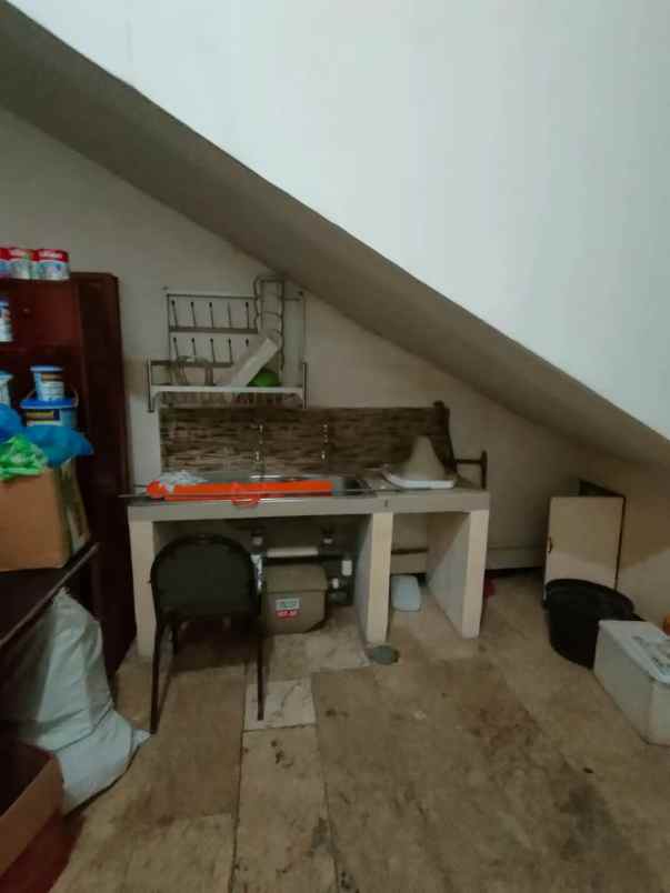 disewakan ruko gudang kantor jalan tembok dukuh