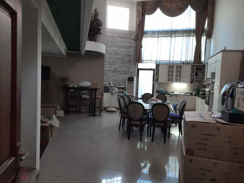 disewakan rumah jalan polisi istimewa