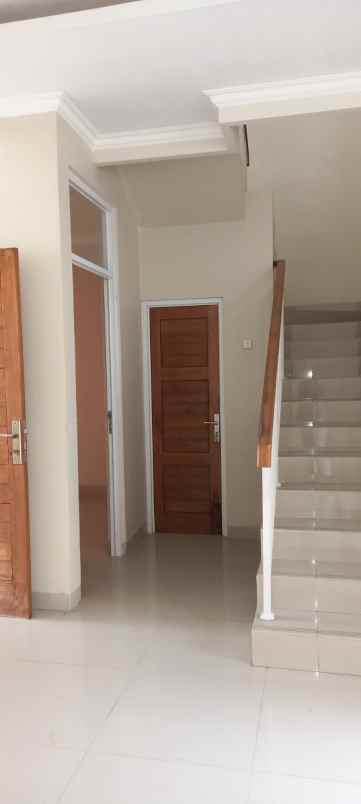 disewakan rumah jl pandawa 1 1 4 jatiwarna