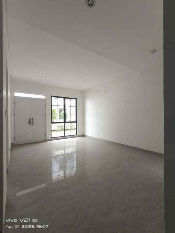 disewakan rumah lavon swan city cluster