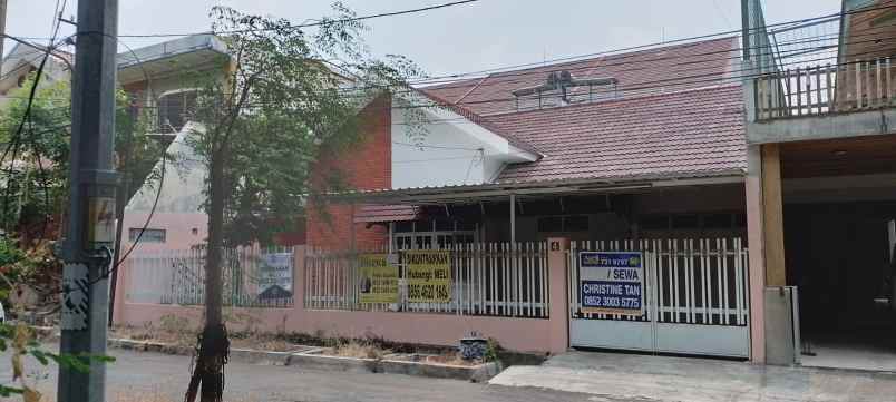 disewakan rumah mayjen sungkono surabaya