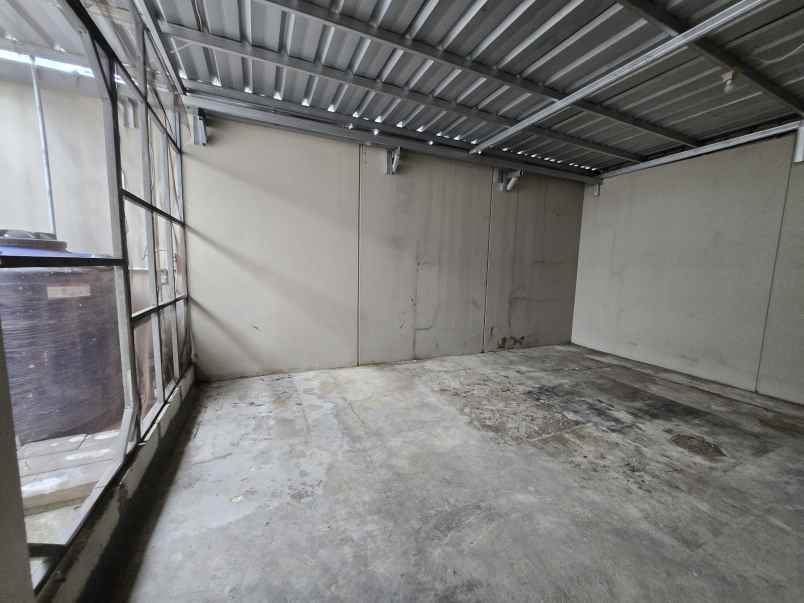 disewakan rumah suvarna sutera cluster bahana