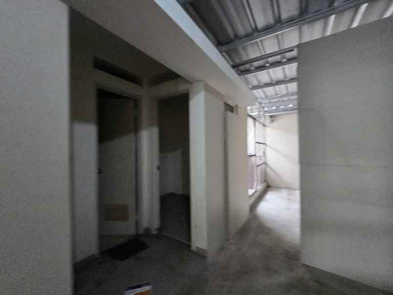 disewakan rumah suvarna sutera cluster bahana