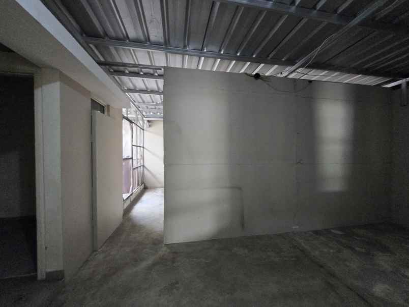 disewakan rumah suvarna sutera cluster bahana