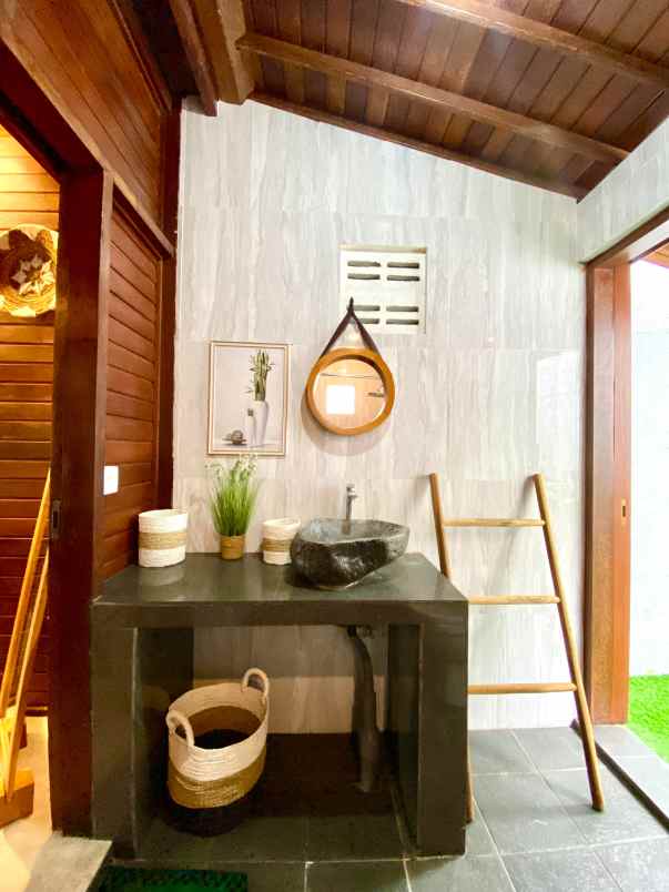 disewakan villa tibubeneng