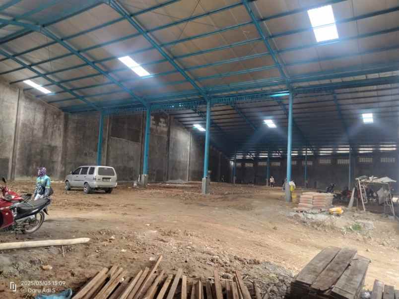 gudang di kawasan candi gatot subroto semarang gatsu