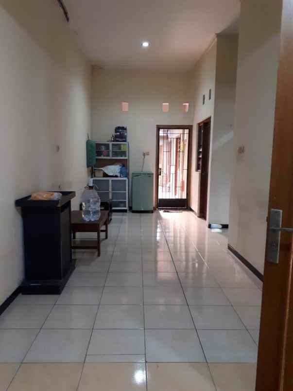 ingin punya rumah kos strategis dekat amni