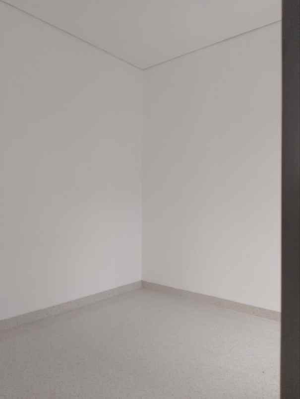 jual rumah 2 lantai grand royale ciracas jakarta timur