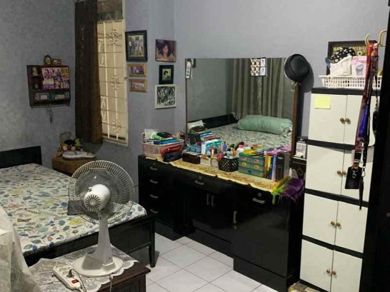 jual rumah bagus shm di jalan kangkung jakarta selatan