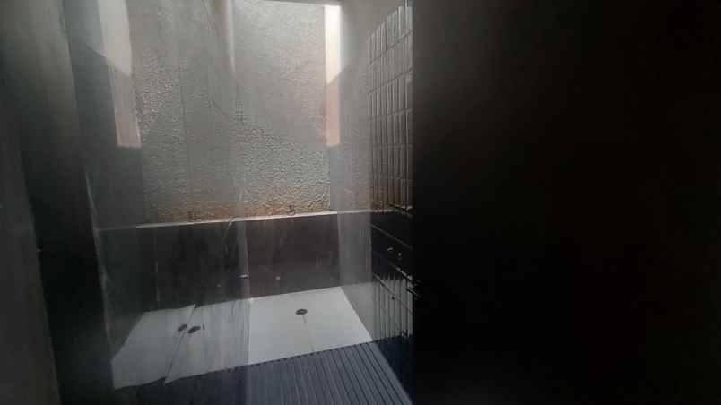 jual rumah baru minimalis cantik di kav dki meruya