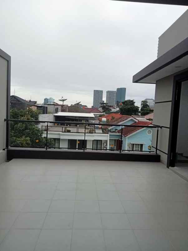 jual rumah baru permata buana