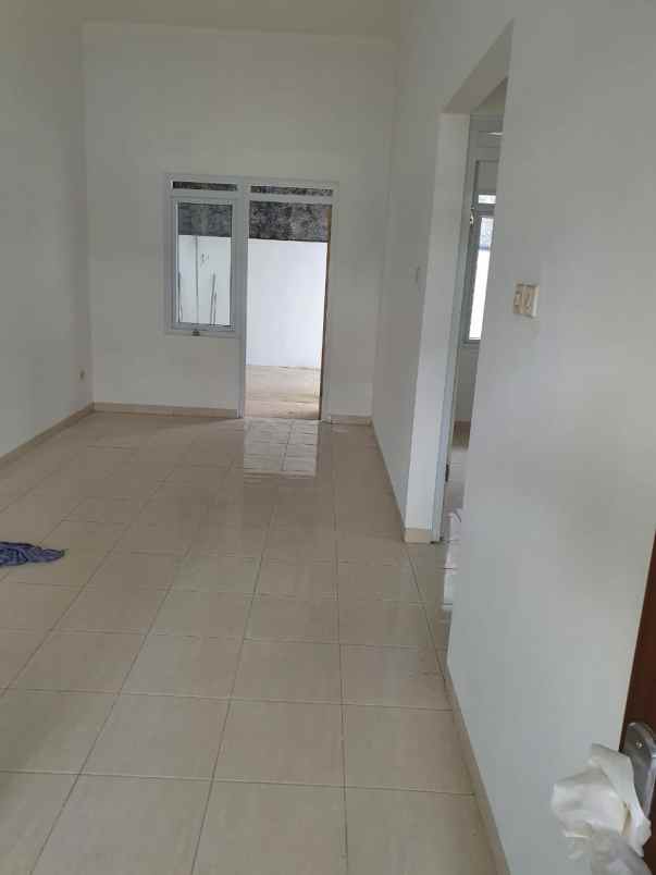 jual rumah cantik di kemang regency bogor timur