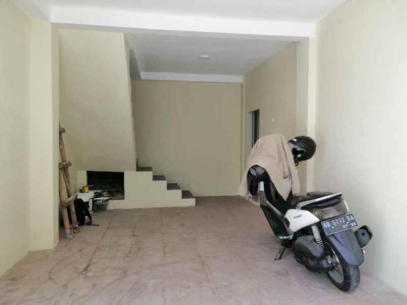 jual rumah cepat harga nego sampai jadi di minomartani