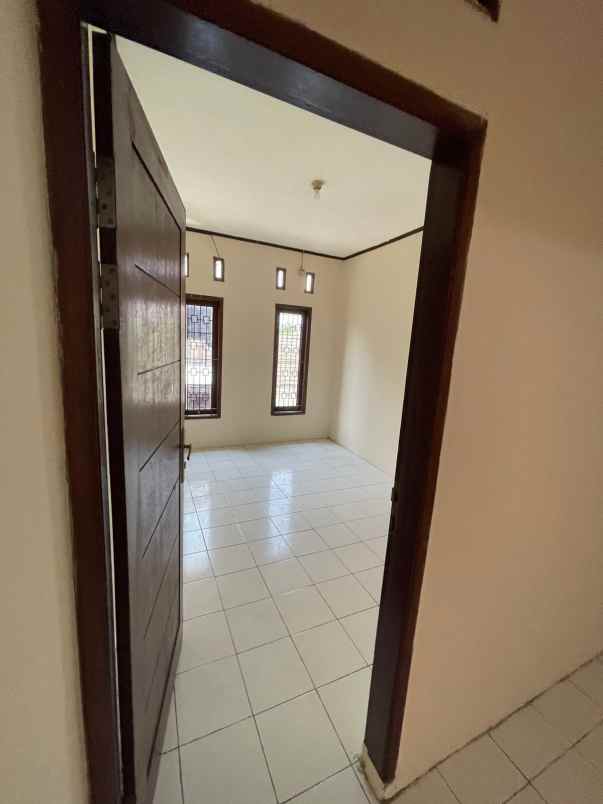 jual rumah megah di telaga mas bekasi utara c0423