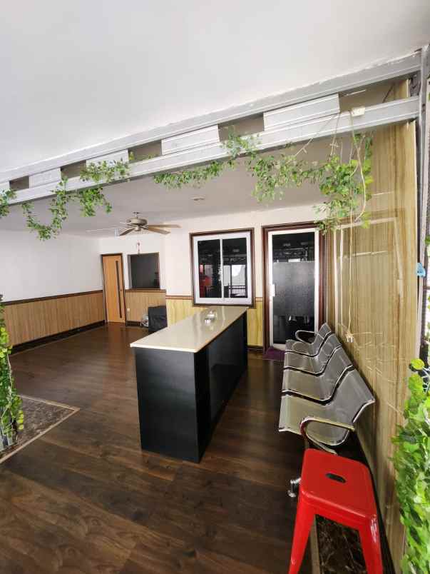 jual rumah taman palem lestari