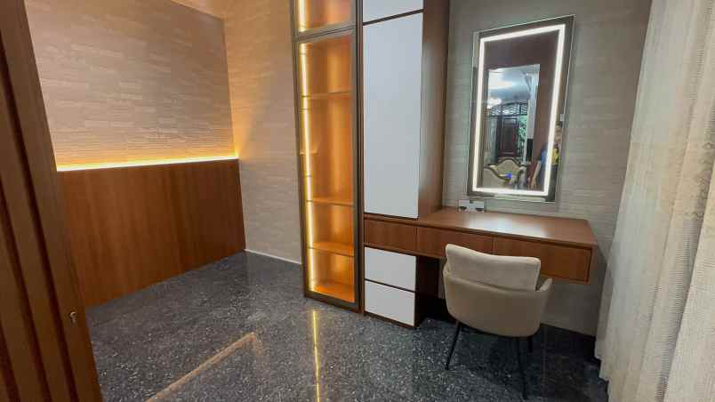 jual sewa rumah x kedubes di area senopati