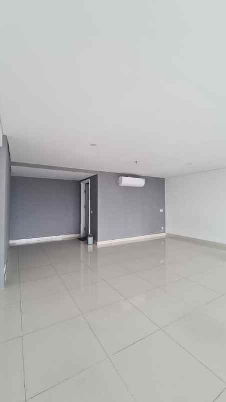 office space di sky soho superblock ciputra strategis