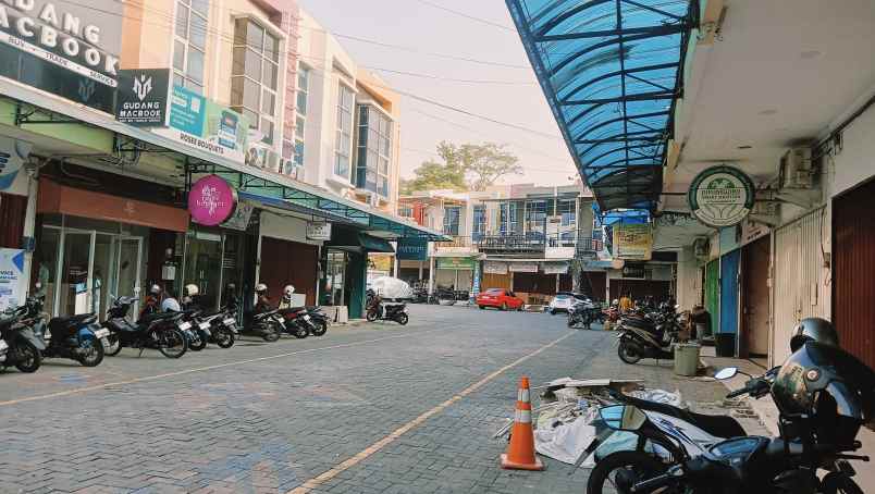 ruko 2 lantai pusat keramaian tembalang dekat kampus
