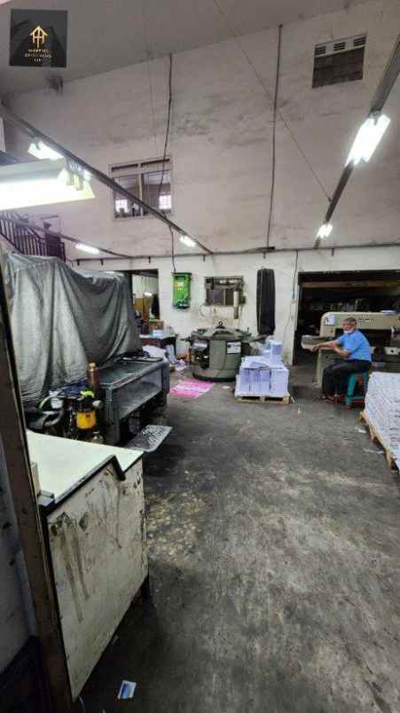 ruko 2 unit gudang strategis di sayap bkr kota bandung