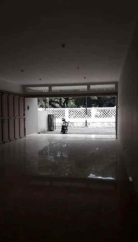 ruko gudang kantor karang anyar