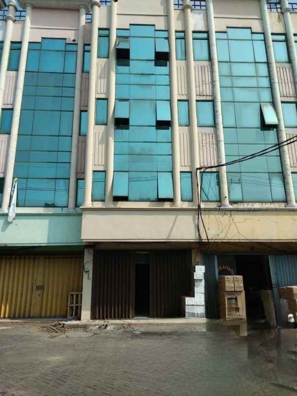 ruko pengampon square hadap selatan