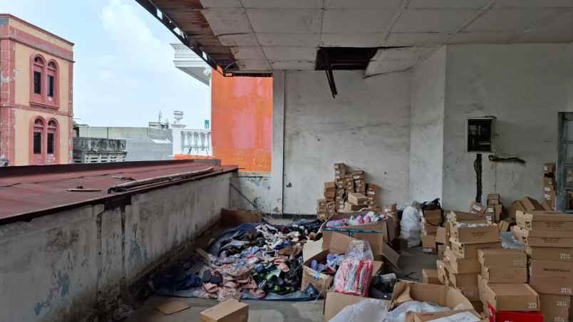 ruko strategis di pasar baru jakarta pusat