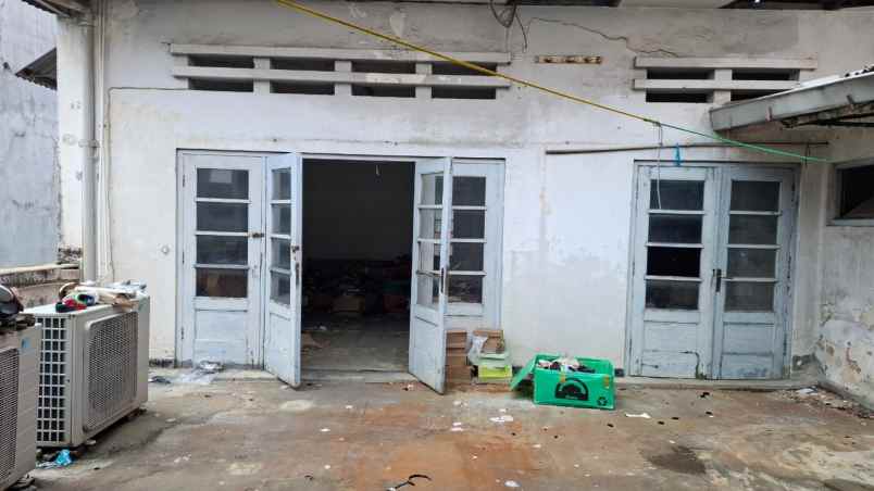 ruko strategis di pasar baru jakarta pusat