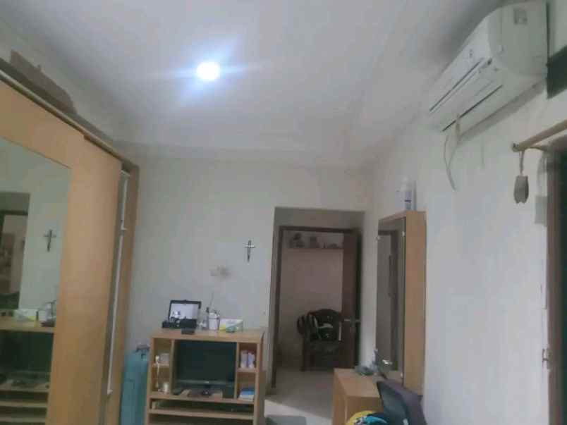 rumah 169 m bekasi timur