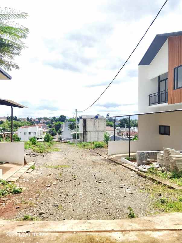 rumah 2 lantai di dekat gdc akses stasiun krl bisa kpr