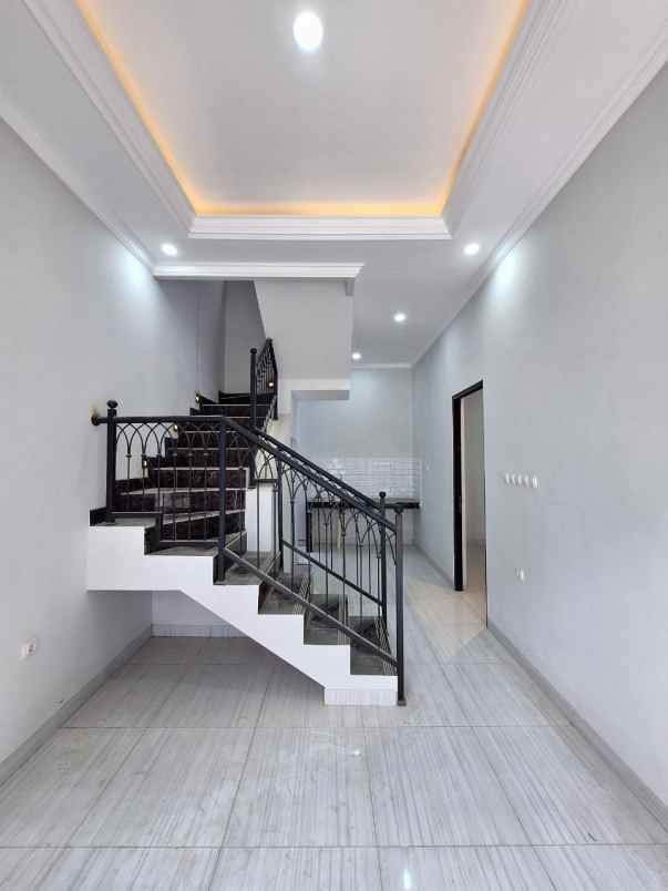 rumah 2 lantai di depok dengan harga sangat terjangkau