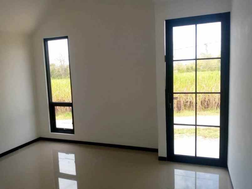 rumah 2 lantai lokasi ngenep karangploso malang