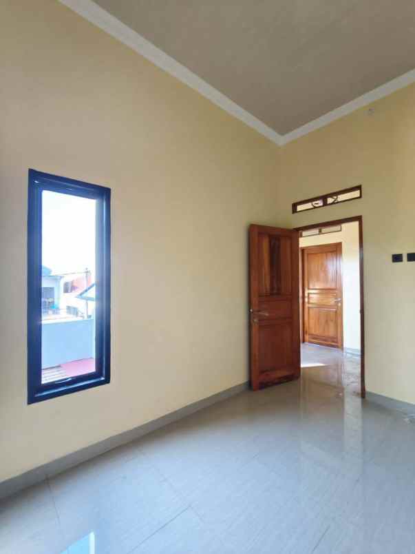 rumah 2 lantai minimalis di permata hijau permai